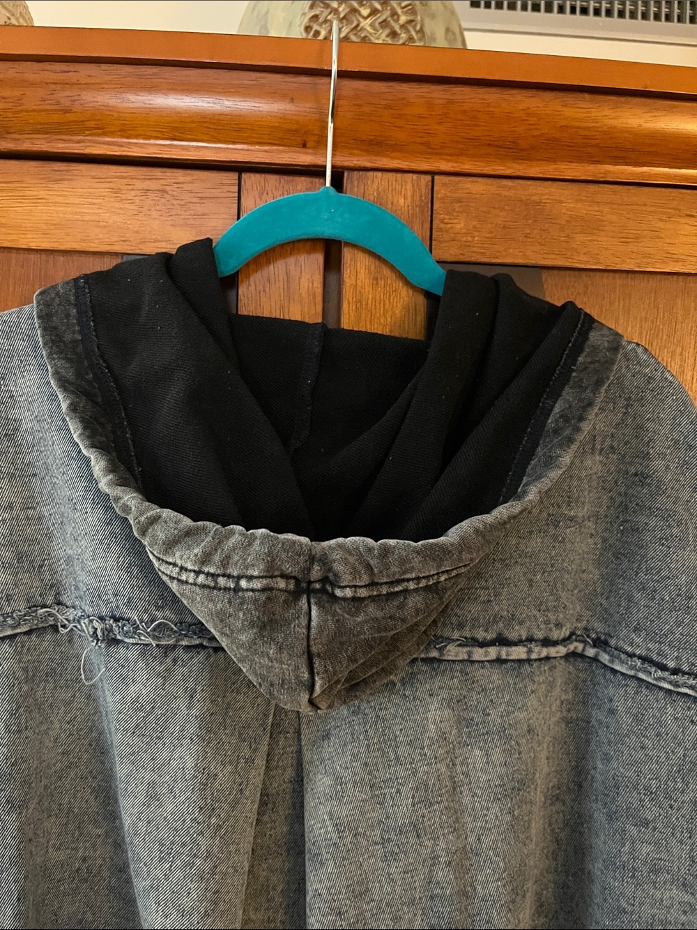 Oli & Hali Oversized Washed Black Fabric/Blue Denim Hooded Jacket w/Pockets - Picture 12 of 16